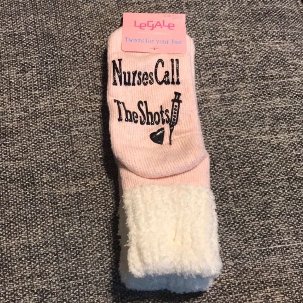 NWT Legale Nurses Call The Shots Slipper Socks